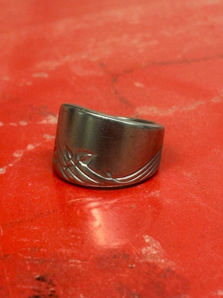 Silver spoon ring with leaf engraving